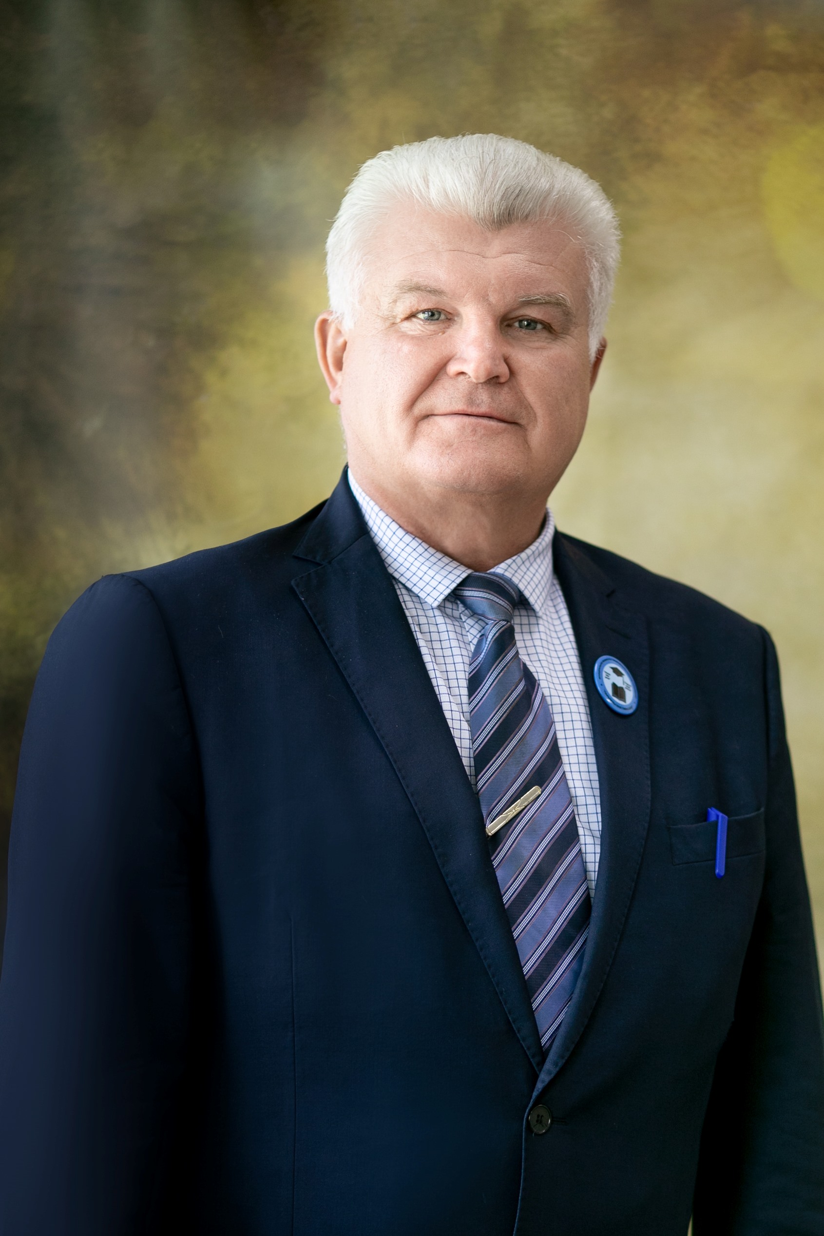 Ратушняков Владимир Владимирович.